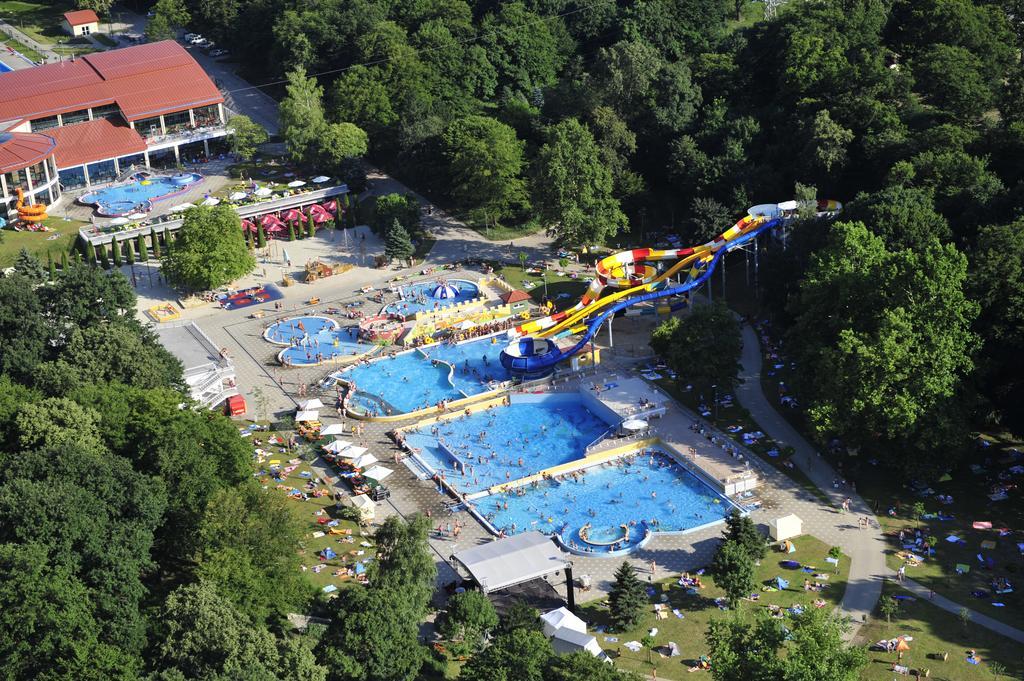 Sport Hotel タタバーニャ エクステリア 写真